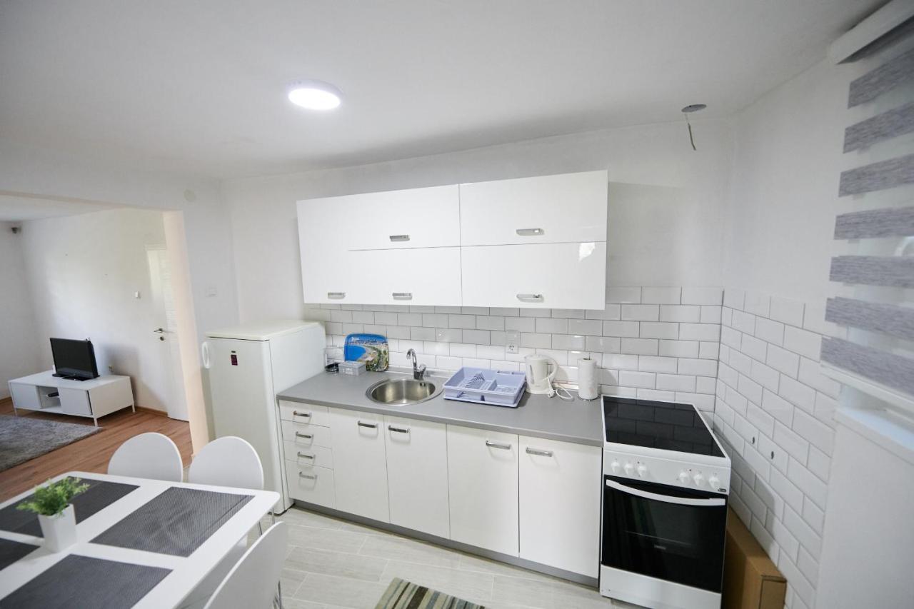 Lovely House Apartment Sarajevo Exterior photo